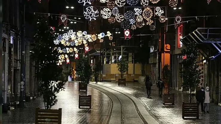 Cumhurbaşkanlığından flaş açıklama: 29 Ekim ve yılbaşında sokağa çıkma yasağı