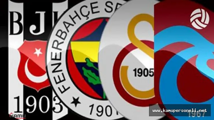 Darbeye Grişimine Tepki İçin Taraftarlar Bir Araya Geldi