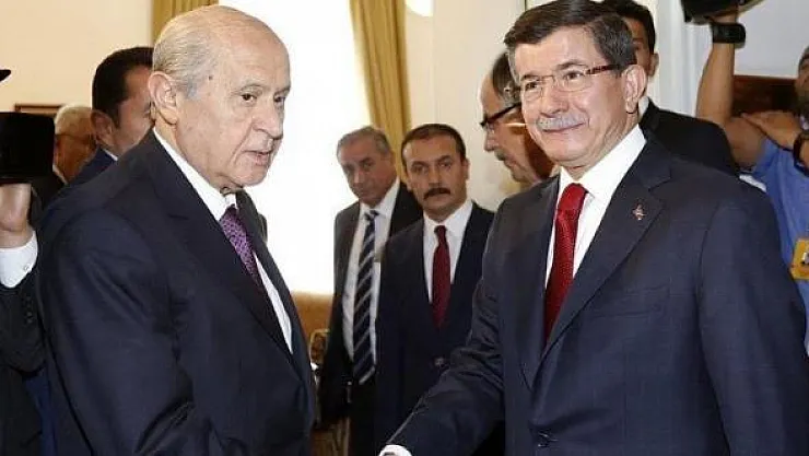 Davutoğlu'ndan MHP Lideri Bahçeli'ye cevap : Dışarıdakilerin Kuklaları...