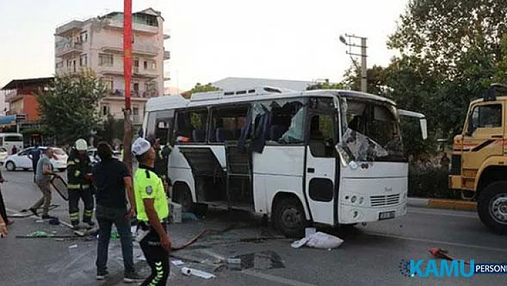 Denizli'nin Pamukkale İlçesinde Tekstil İşçilerini Taşıyan Servis Midibüsü İle Otomobil Çarpıştı! Biri Hamile Kadın, 3'ü Ağır 14 Kişi Yaralandı!