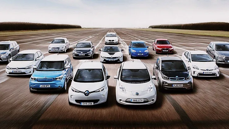 Dikkat Ziraat Bankası, bu lüks araçların fiyatlarını aşağıya çekti: Passat, BMW 3, BMW 5… Hepsinden var! Üstelik…