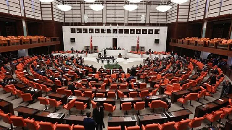 Dizi ve Sinemalarda Yeni Dönem! Yasa Mecliste Görüşülecek!