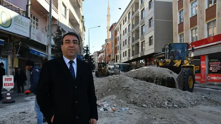 Doğu'da belediyelerin soğuk ve karla zorlu mücadelesi