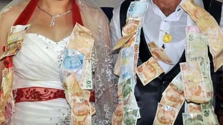 Düğün yapacakları sevindiren nakit para desteği! 30.000 TL'ye kadar Halkbank 60 ay vade ile kolay ödeme imkanı sunuyor