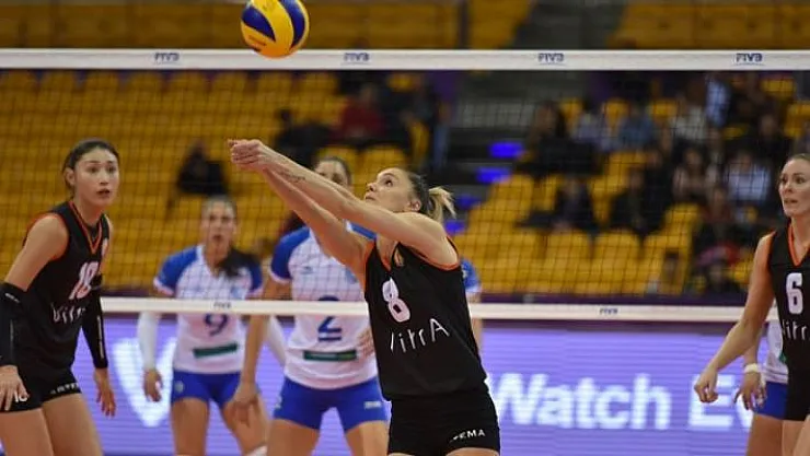 Eczacıbaşı Brezilya ekibi Minas'a 3-2 yenildi