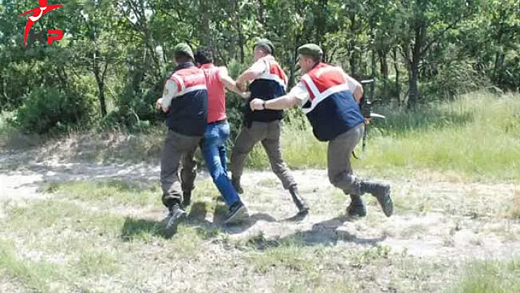 Edirne'de Köylüler FETÖ Şüphelisini İhbar Edip Yakalattılar