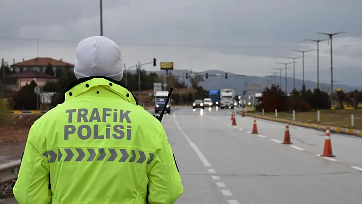 Ehliyeti olan birçok kişi bunu bilmiyor: 15 TL ödeyerek işleminizi yapabilirsiniz! Son uyarı geldi...