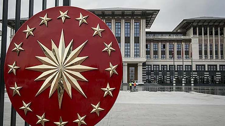 Ekonomi Zirvesi'nden Faiz ve Döviz Kuru Baskısını Azaltma Adına Tedbir Alınması Kararı Çıktı