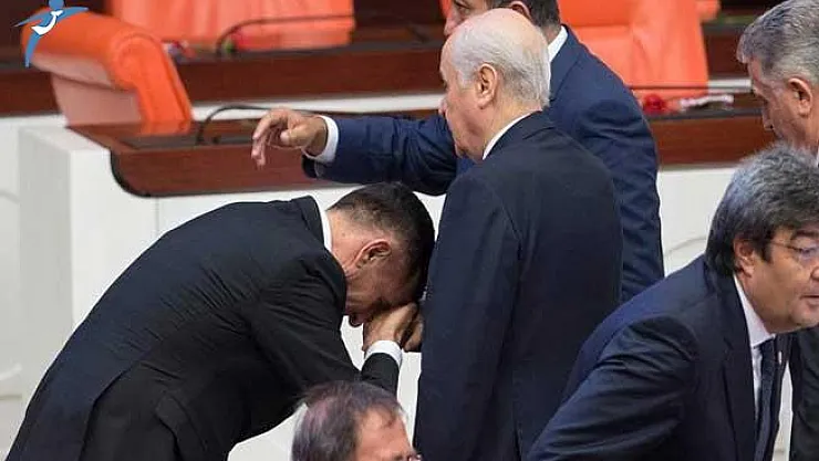 El Öpme ve Ayağa Kalkma Görüntülerine Meral Akşener'den Çok Sert Tepki