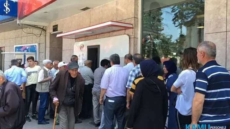 Emekli bayram ikramiyesi ne zaman verilecek açıklanmıştı! Geri sayım başladı, o tarihte hesaplara yatacak... Peki, ikramiye kimleri kapsıyor?