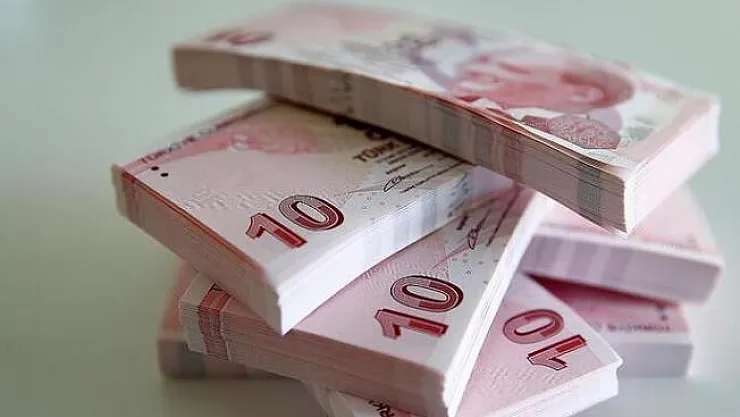 Emeklilere Kötü Haber: Paralarının Yarısı Hesaplarına Yattı