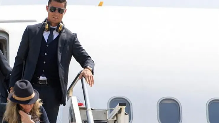Emiliano Sala Kayıpken Ronaldo Bir Tweet Attı Ortalık Karıştı
