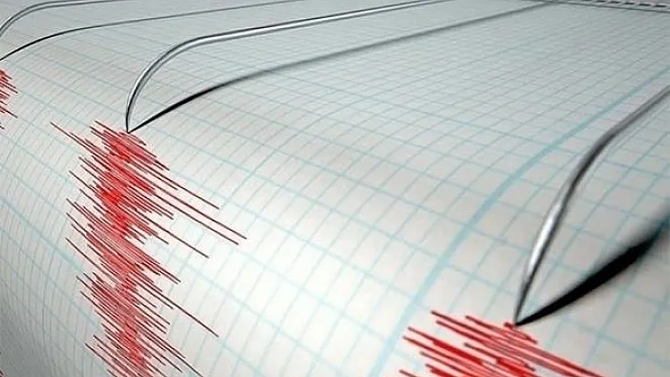 Endonezya'da 5.1 büyüklüğünde deprem sonrası tsunami alarmı verildi