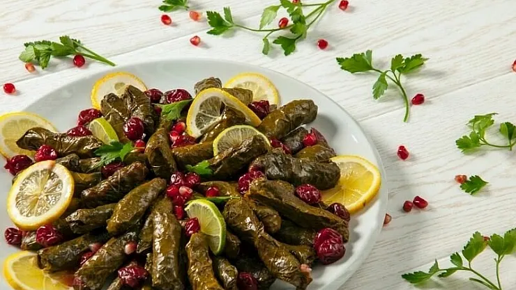 Etli sarma tarifi! 27 Temmuz MasterChef etli sarma tarifi!