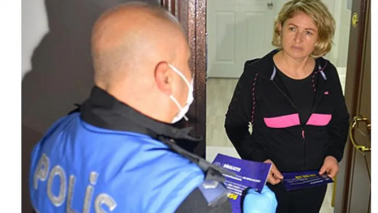 &quotEvde Kal" Ama &quotDolandırılmadan Kal"
