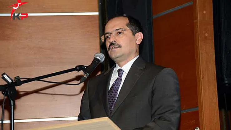 FETÖ Firarisinin Makalesi Ders Kitaplarına Konulmuş