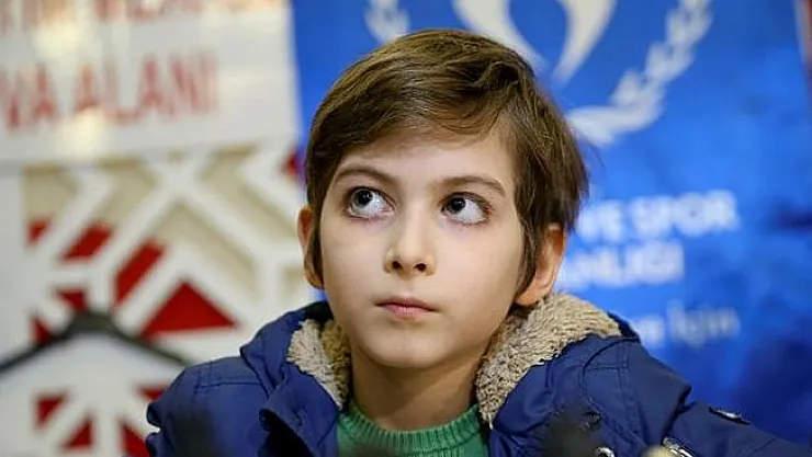 Filozof Atakan'a skandal yorum! Tepkiler büyüyor