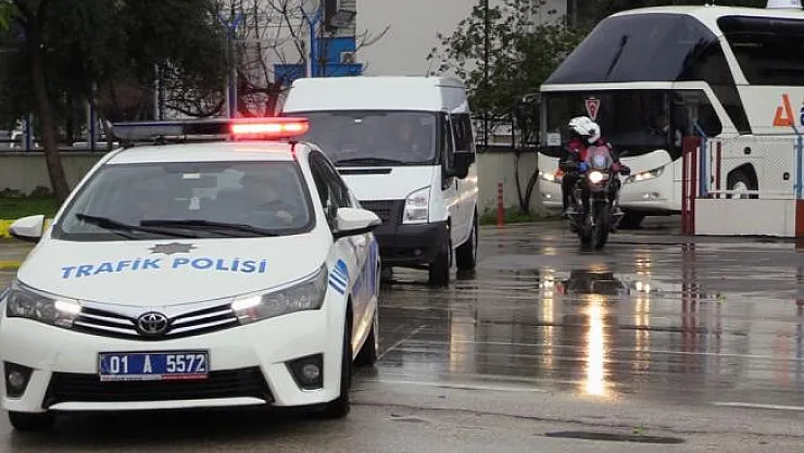 Galatasaray kafilesi Adana'da