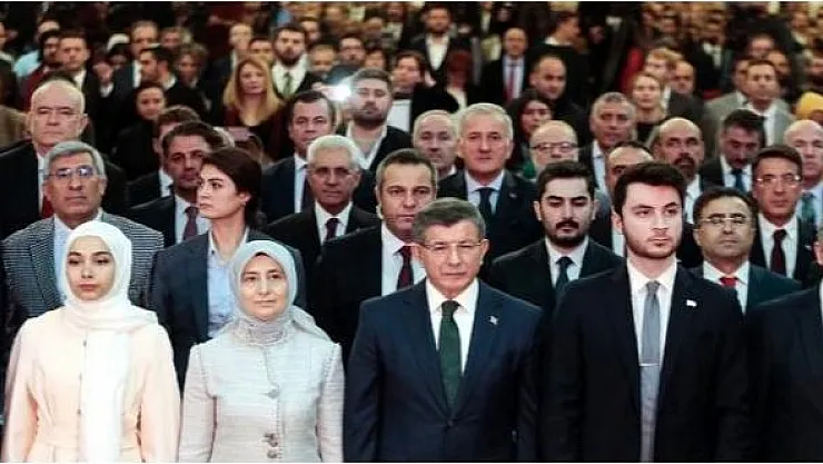 Gelecek Partisi'nin yönetiminde yer alan isimler belli oldu