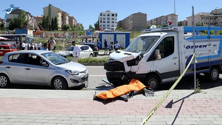 Günün En Acı Haberi! Oğlunu Sınava Bırakan Baba Trafik Kazasında Vefat Etti