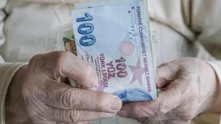 Hangi bankalar bayram kredisi veriyor? 90 Gün ödeme yok! Düşük faizli bayram kredileri..