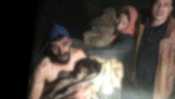 Hatay''da 13 Suriyeli Donmak Üzereyken Bulundu!