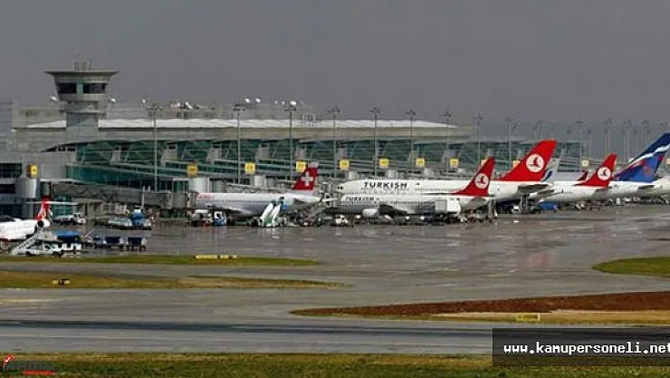 Havalimanının Terminal Kapısında Doğan Bebek Hayatını Kaybetti