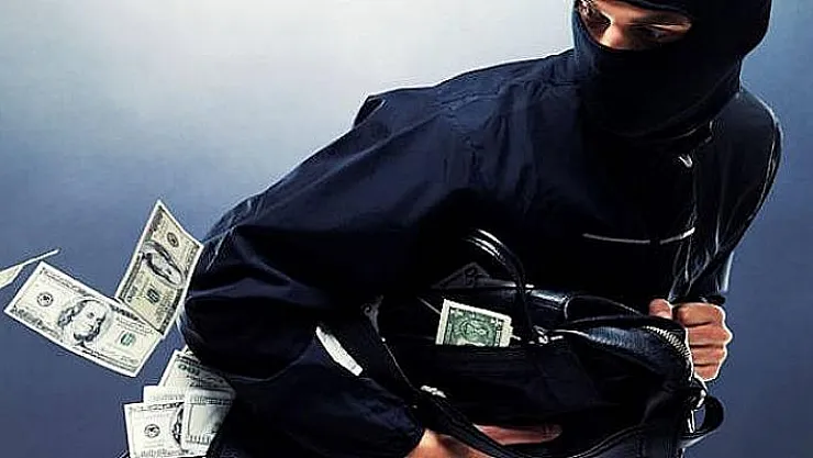 Hırsızlık ihbarına giden polis hırsızlık yaptı- Mahkeme kararını açıkladı