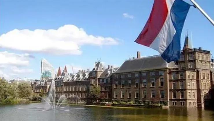 Hollanda'nın yeni ismi ne oldu!