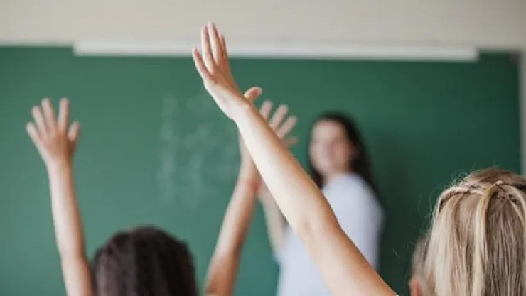İBB KPSS'siz en az lisans mezunu 130 eğitmen personel alım ilanı yayınladı!
