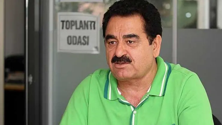 İbrahim Tatlıses AK Parti'den İzmir Aday Adayı Olmak İçin Başvuru Yaptı