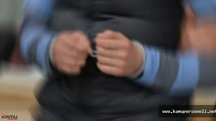 Iğdır'da 10 Akademisyen Tutuklandı