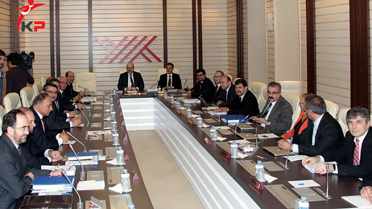 İhraç Edilen Akademisyenlerin Listesi Yeniden Düzenlenecek