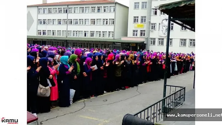 İmam Hatip Okulunda Rap ve İlahi Bir Arada