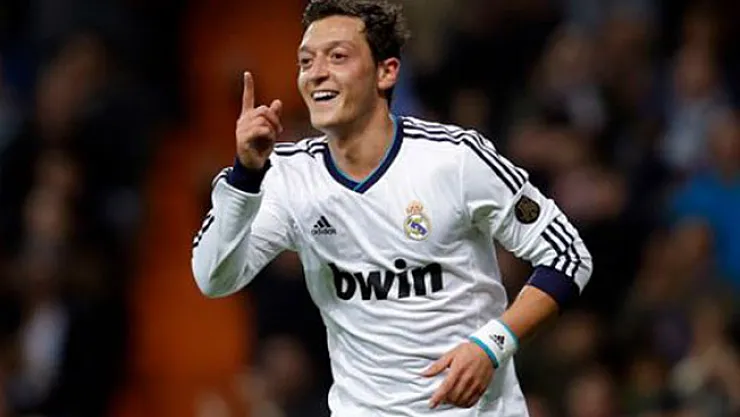 İngilizler Duyurdu! Arsenal'den Flaş Mesut Özil Kararı