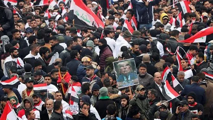 Irak'ta ABD 'ye karşı protesto yürüyüşüne başladı!