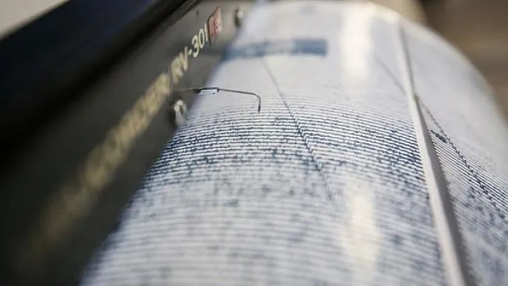 İran'da 5,4 şiddetinde deprem!