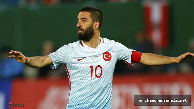 İspanya Türkiye Maçında Arda Turan Islıklandı - Arda Turan Neden Islıklandı?