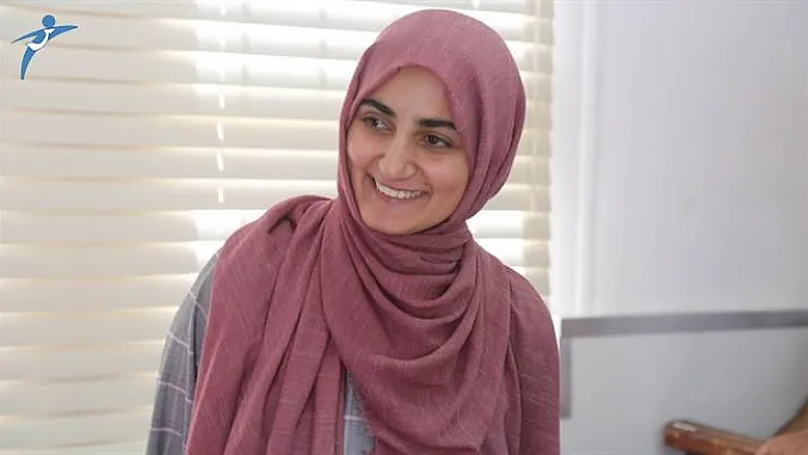 İsrail'de Tutulan Ebru Özkan Türkiye'ye Döndü