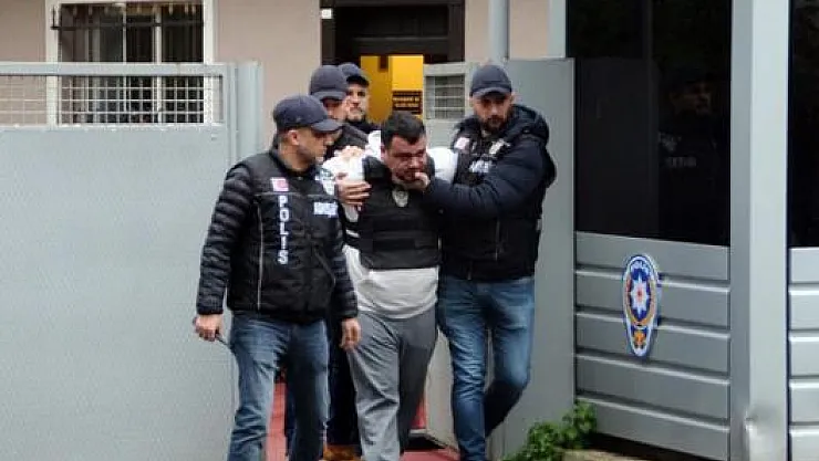 İstanbul Beşiktaş'ta arkadaşlarına kurşun yağdıran zanlı adliyeye böyle getirildi