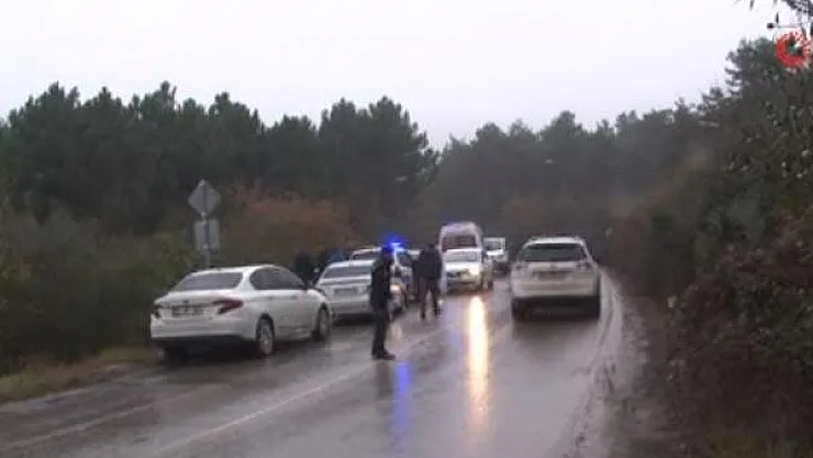 İstanbul Maltepe'de yol kenarına atılmış bir erkek cesedi bulundu