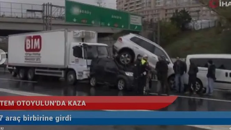 İstanbul TEM'de son dakika zincirleme kaza- Trafik kilit