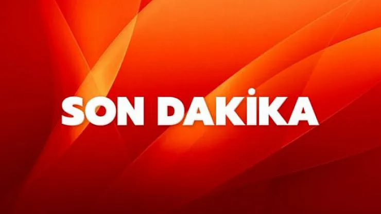 İstanbul'da AVM'de yangın çıktı! Asansörde mahsur kaldılar
