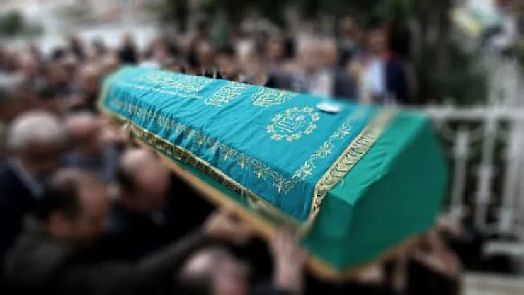 İstanbul'da peş peşe şüpheli ölümler! Önce eczanenin sahibi öldü sonra ise çalışan! O eczanede corona virüsü mü var?