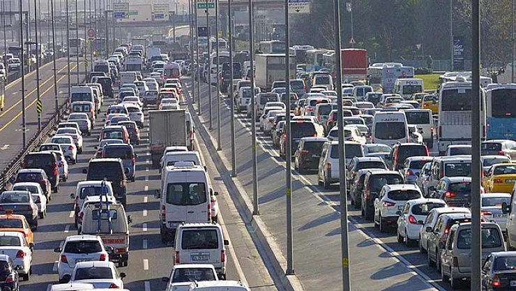 İstanbullular Dikkat! Yenikapı Mitingi Nedeniyle Bazı Yollar Trafiğe Kapalı Olacak