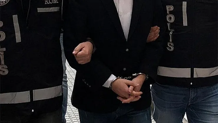 İzmir'de FETÖ'nün TSK yapılanması soruşturmasında bir çok askeri personel hakkında gözaltı kararı