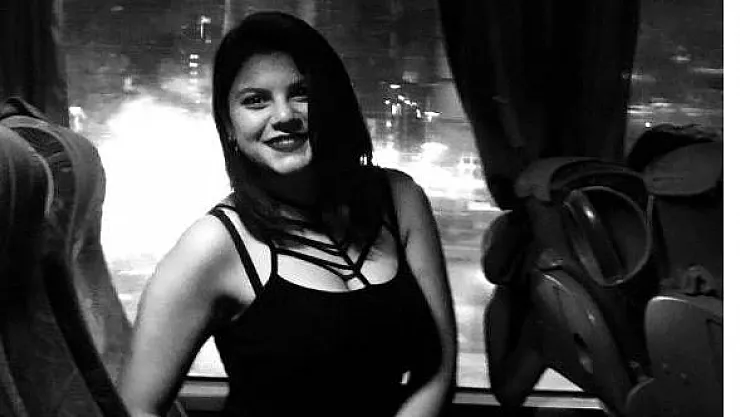 İzmir'de korkunç intihar! Genç kız trenin önüne atlayarak canına kıydı!