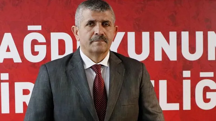 'İzmirli vatanına kurşun sıkanla beraber olmaz'