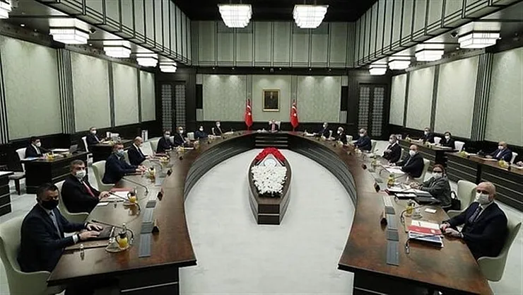 Kabine yarın yeniden toplanıyor! Yeni kısıtlamalar gelecek mi?