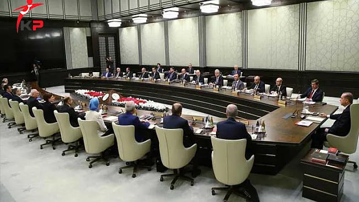 Kabinede Erken Revizyon İddiası